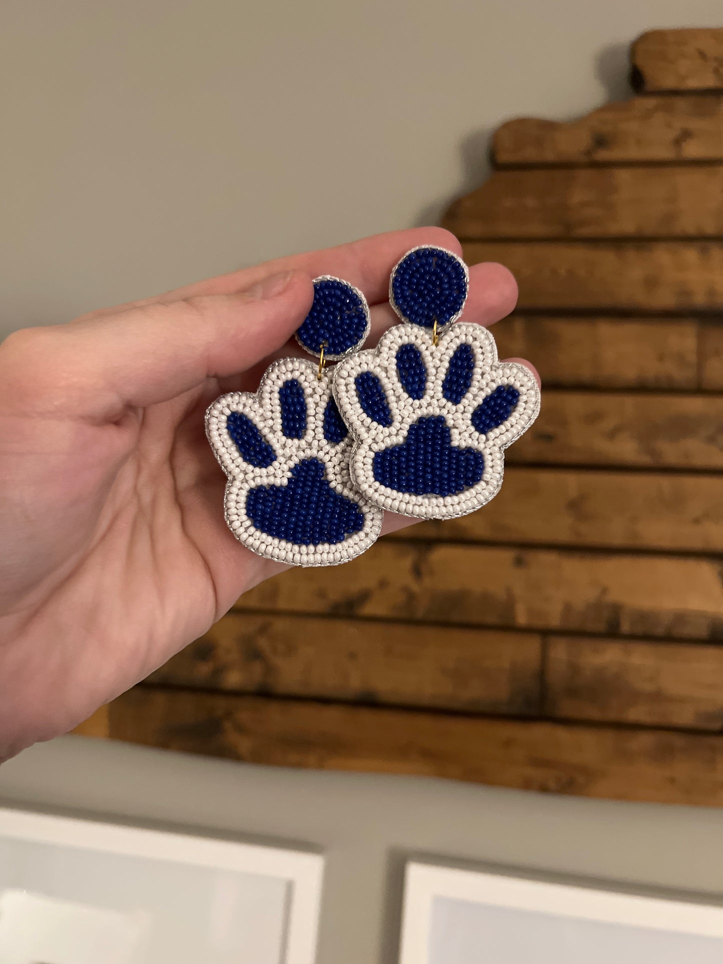 Paw Print Beaded Earring