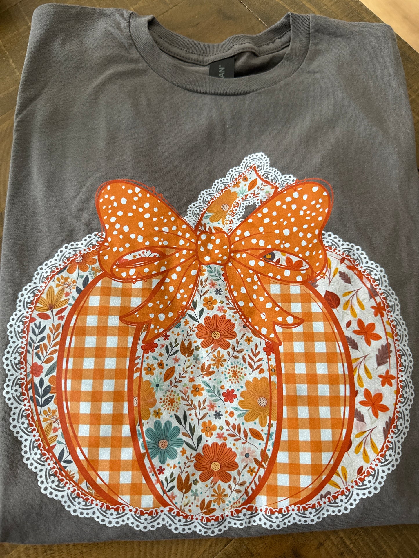 Patchwork Pumpkin - Long Sleeve grey tee