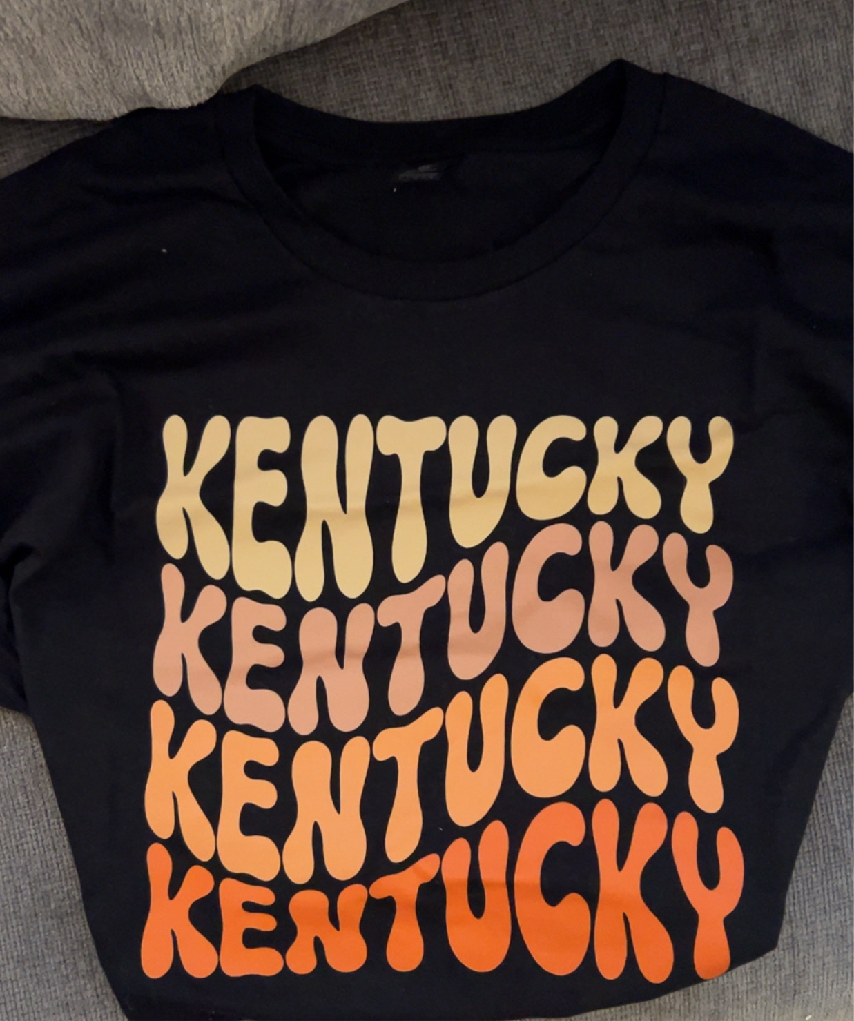 Kentucky Fall Wavy Black Tee