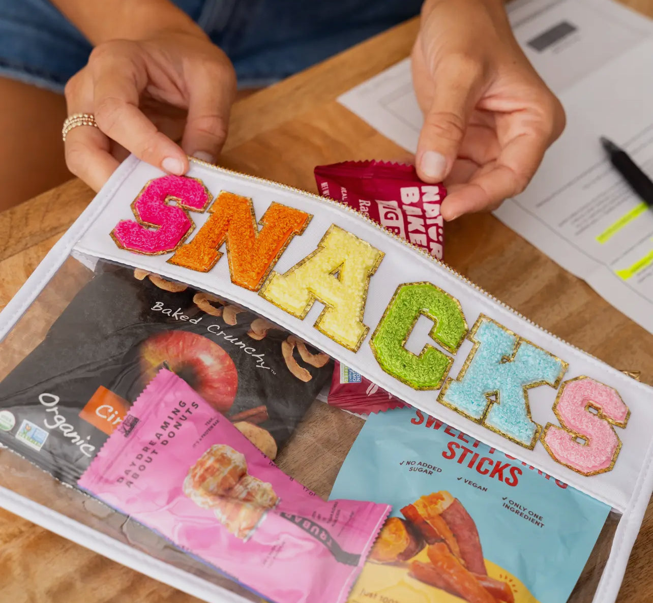 SNACKS Zipper Pouch